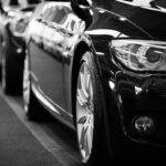Confira alguns prós e contras de alugar um carro em diferentes situações.