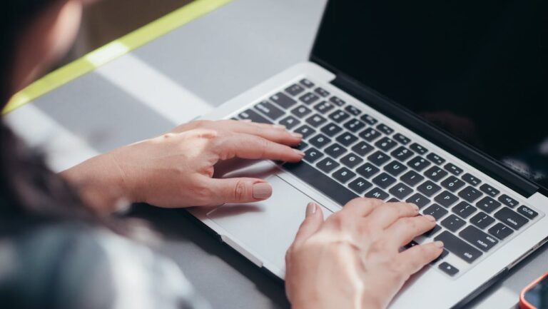 Principais funcionalidades disponíveis no internet banking e como elas ajudam no dia a dia