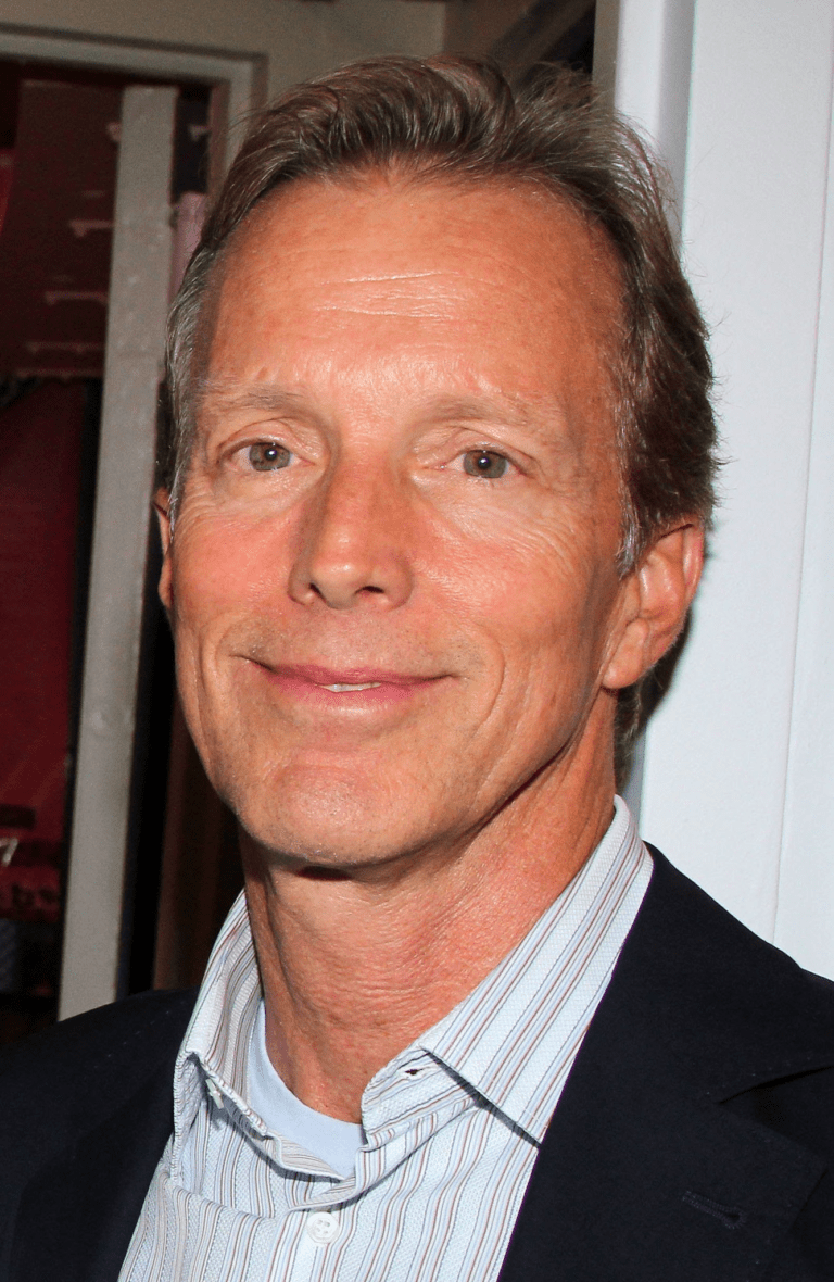 Martin Rabbett: Vida, Carreira e Amor com Richard Chamberlain