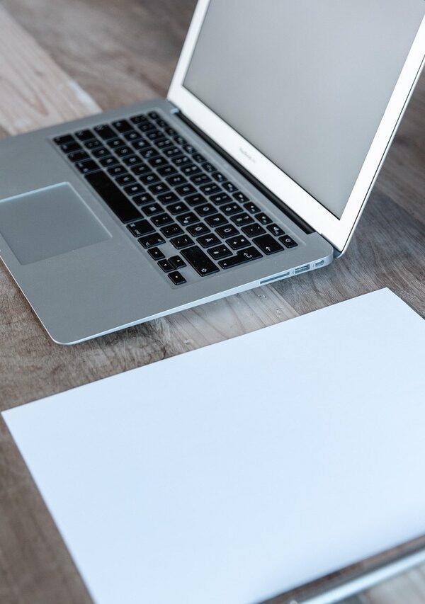 MacBook